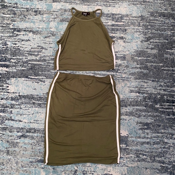 LOVE-Olive Color Matching set - Picture 1 of 1